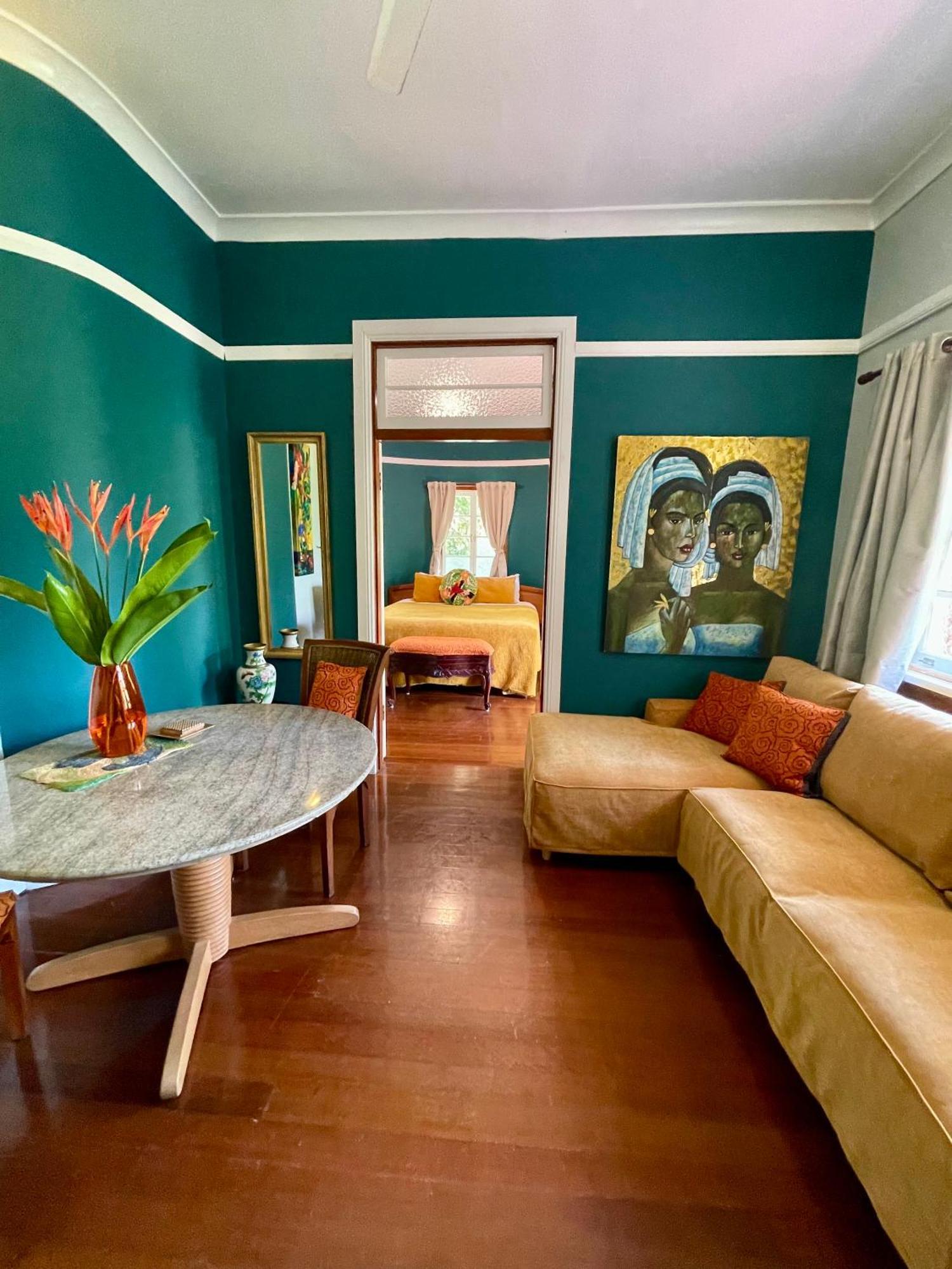 Babinda Quarters Hotel Kültér fotó