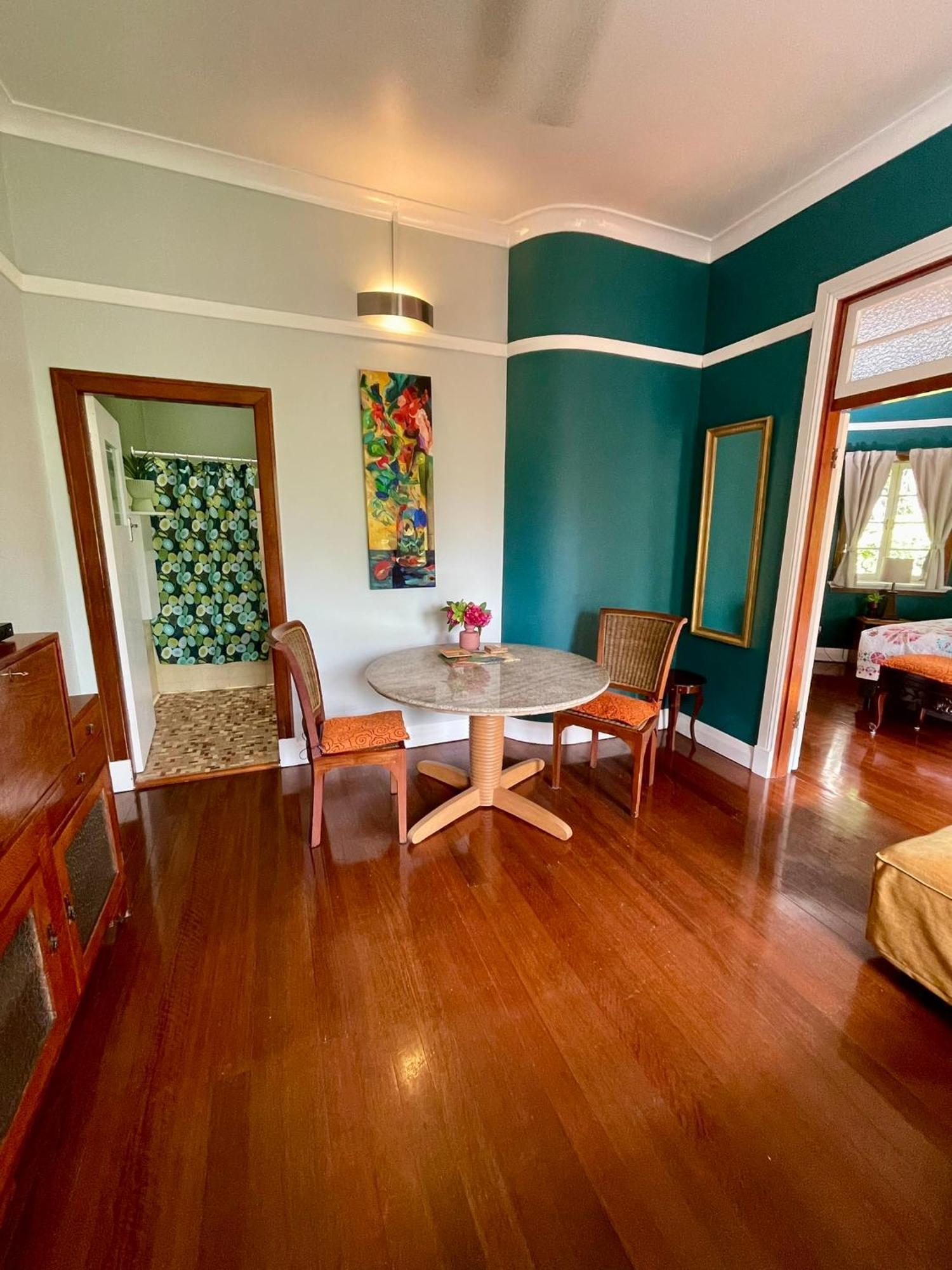 Babinda Quarters Hotel Kültér fotó